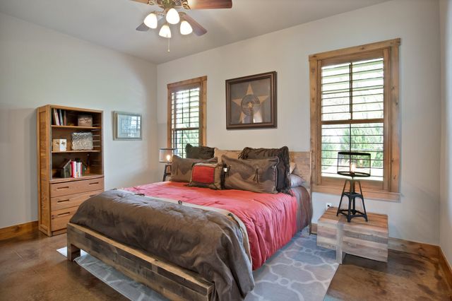 205 Haciendas Drive, Weatherford, TX 76087