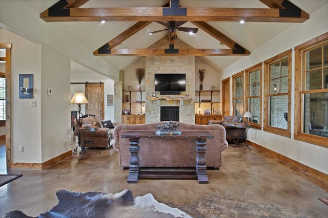 205 Haciendas Drive, Weatherford, TX 76087