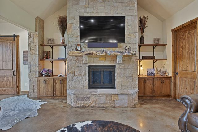 205 Haciendas Drive, Weatherford, TX 76087