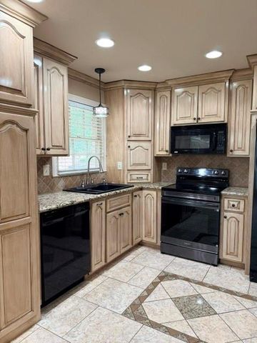 3721 Claridge Road S, Mobile, AL 36608