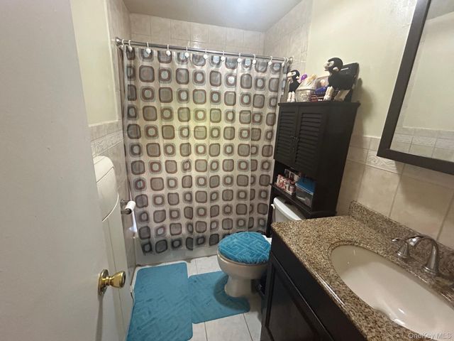 107 Sneden Place W 107, Spring Valley, NY 10977