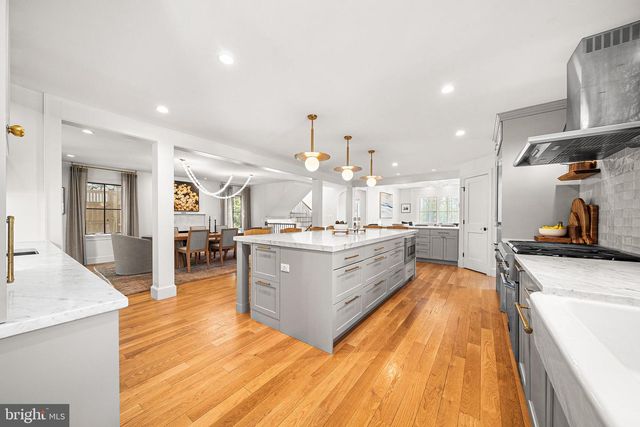 1711 N INGLEWOOD ST, Arlington, VA 22205