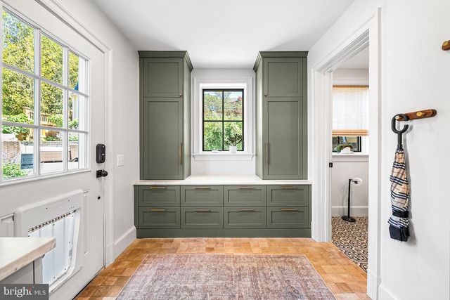 1711 N INGLEWOOD ST, Arlington, VA 22205