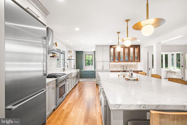 1711 N INGLEWOOD ST, Arlington, VA 22205