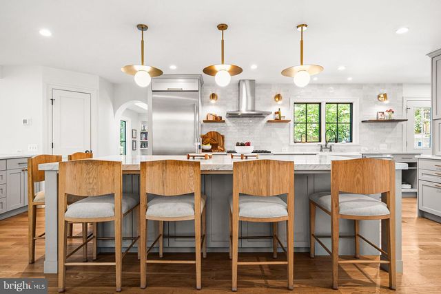 1711 N INGLEWOOD ST, Arlington, VA 22205
