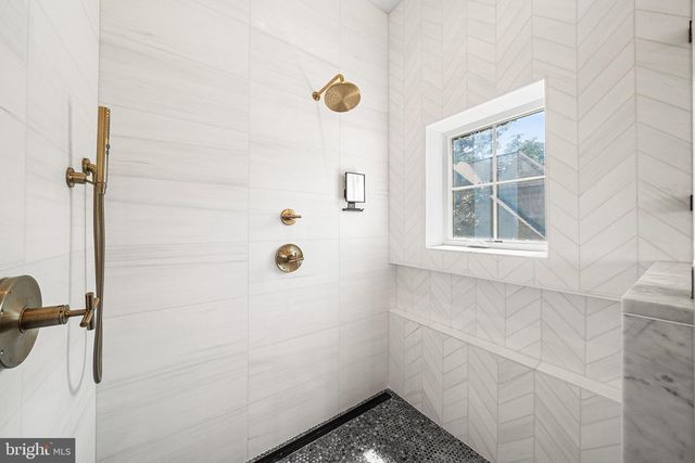 1711 N INGLEWOOD ST, Arlington, VA 22205