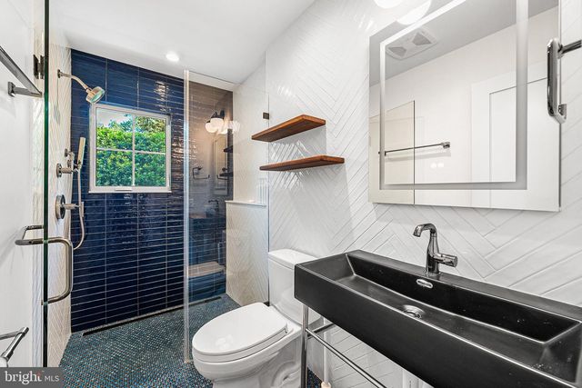 1711 N INGLEWOOD ST, Arlington, VA 22205