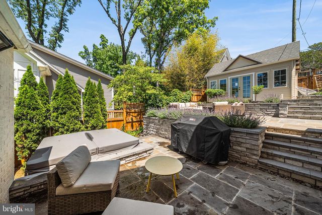 1711 N INGLEWOOD ST, Arlington, VA 22205