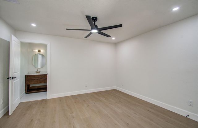 1602 Baker Drive, Tomball, TX 77375