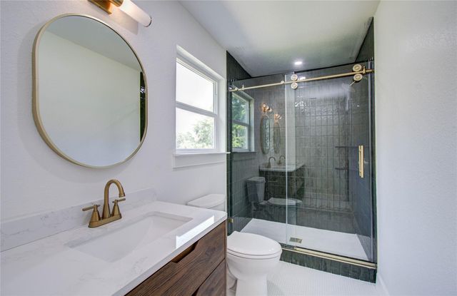 1602 Baker Drive, Tomball, TX 77375