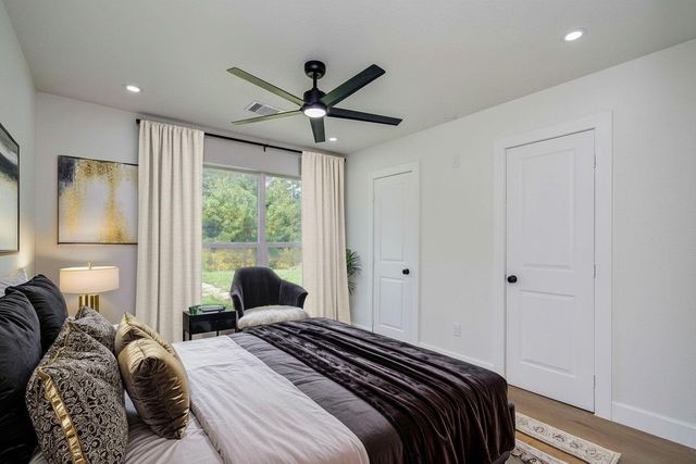 1602 Baker Drive, Tomball, TX 77375