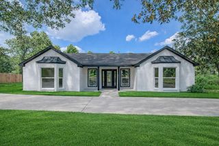 1602 Baker Drive, Tomball, TX 77375