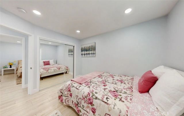 17891 Caledonia Cir, Huntington Beach, CA 92647