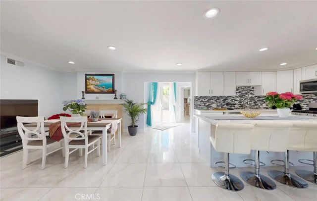 17891 Caledonia Cir, Huntington Beach, CA 92647