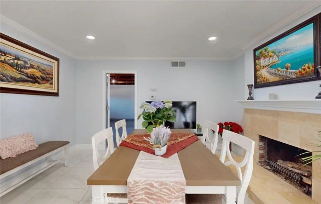 17891 Caledonia Cir, Huntington Beach, CA 92647