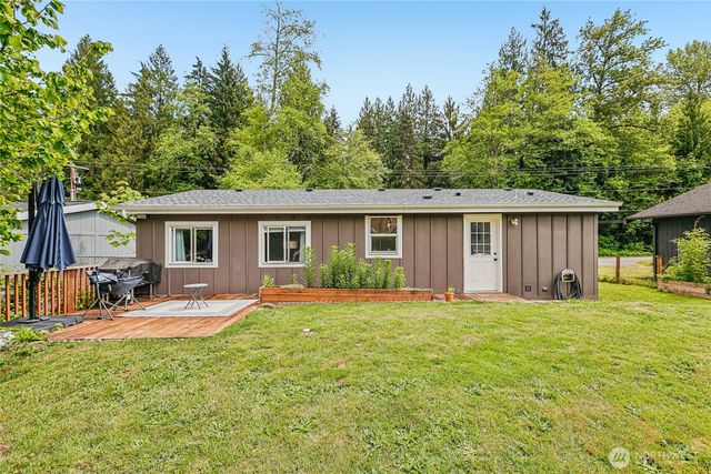 463 Cain Lake Rd, Sedro Woolley, WA 98284