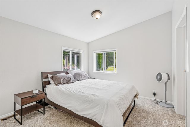 463 Cain Lake Rd, Sedro Woolley, WA 98284