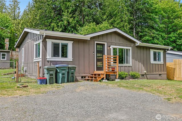 463 Cain Lake Rd, Sedro Woolley, WA 98284