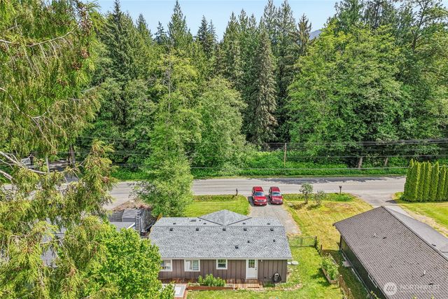 463 Cain Lake Rd, Sedro Woolley, WA 98284