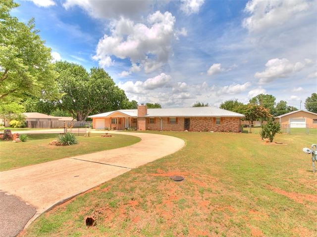 805 E Lea Terrace, Mustang, OK 73064