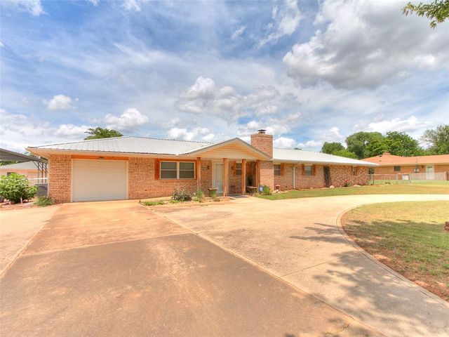 805 E Lea Terrace, Mustang, OK 73064