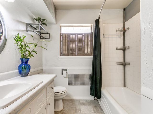 805 E Lea Terrace, Mustang, OK 73064