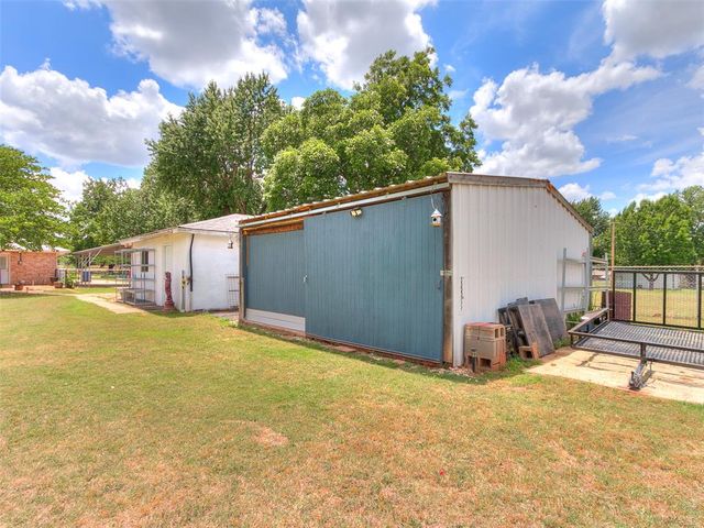 805 E Lea Terrace, Mustang, OK 73064