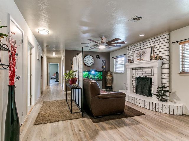 805 E Lea Terrace, Mustang, OK 73064