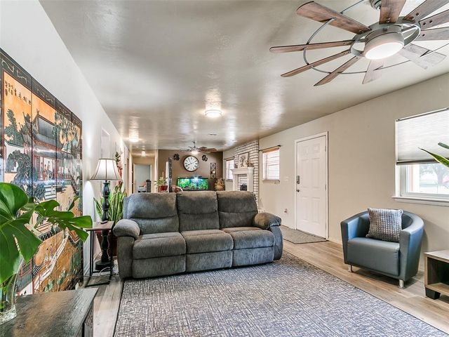 805 E Lea Terrace, Mustang, OK 73064