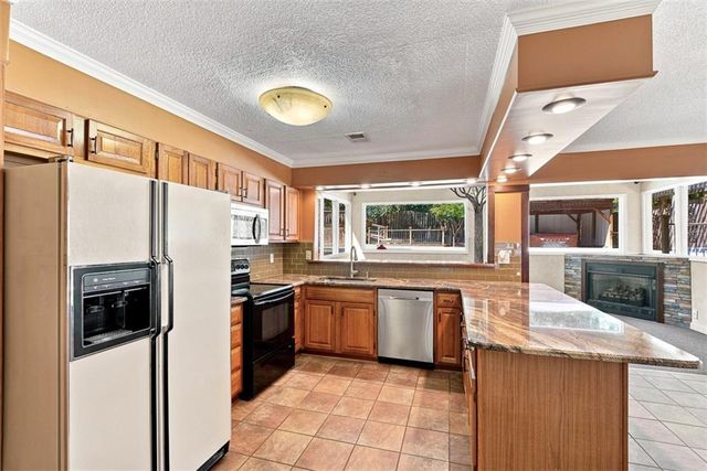 6838 Springwood Drive, Douglasville, GA 30135