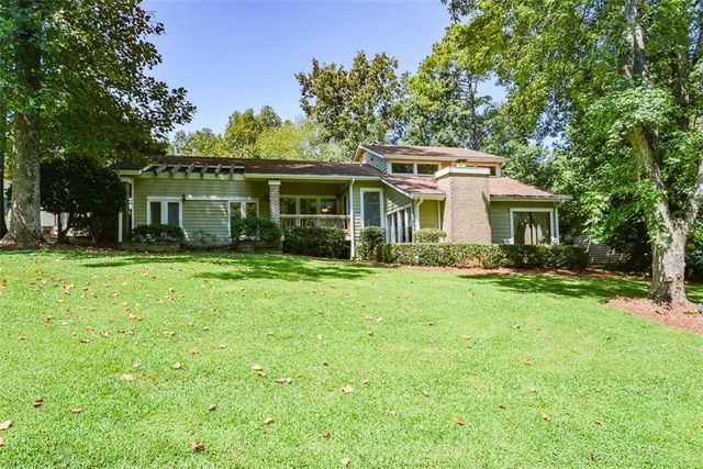 6838 Springwood Drive, Douglasville, GA 30135