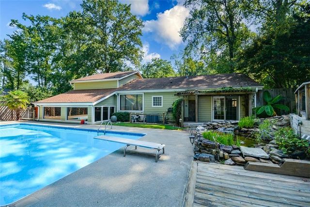 6838 Springwood Drive, Douglasville, GA 30135