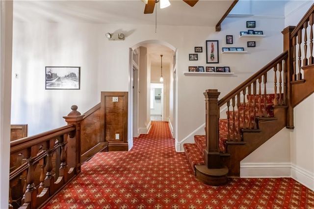 425 Gladstone Boulevard, Kansas City, MO 64124