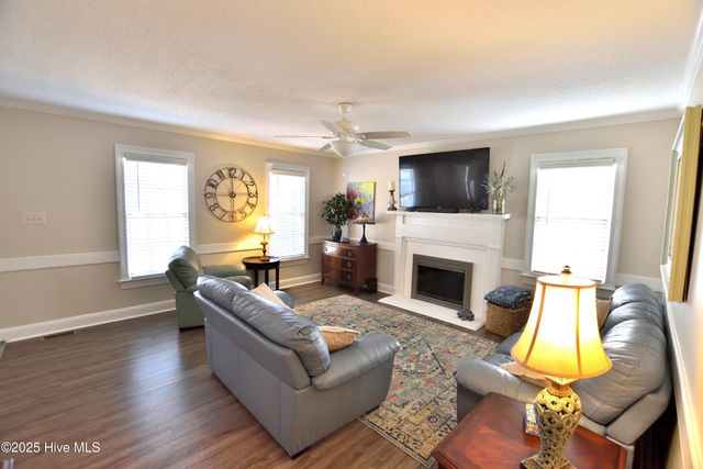 209 Old Colony Way, Rocky Mount, NC 27804