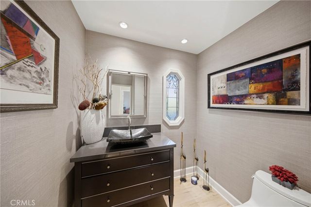 17 Harbor Ridge Drive, Newport Beach, CA 92660