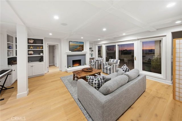 17 Harbor Ridge Drive, Newport Beach, CA 92660