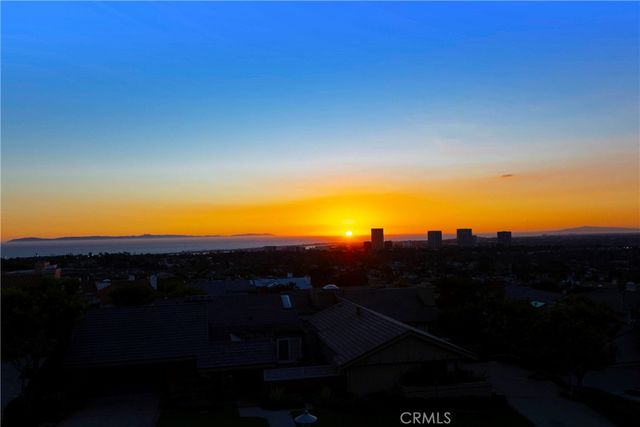 17 Harbor Ridge Drive, Newport Beach, CA 92660