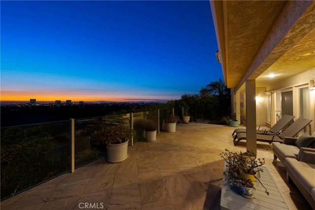 17 Harbor Ridge Drive, Newport Beach, CA 92660