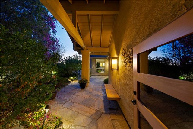 17 Harbor Ridge Drive, Newport Beach, CA 92660