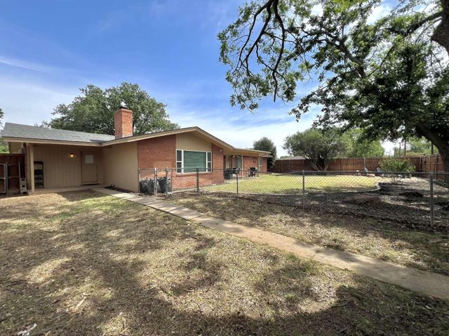 3301 39th Street, Lubbock, TX 79413
