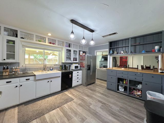 3301 39th Street, Lubbock, TX 79413