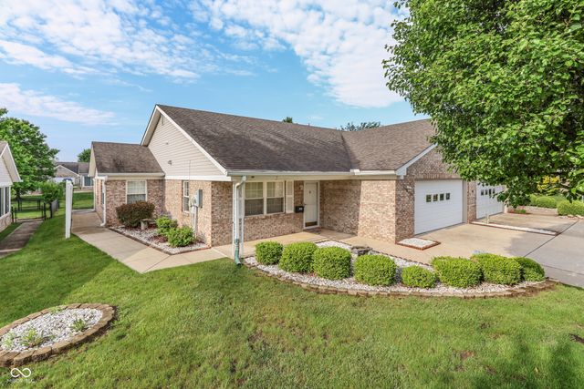 7915 Park Ward Place, Indianapolis, IN 46259