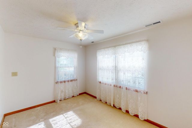7915 Park Ward Place, Indianapolis, IN 46259