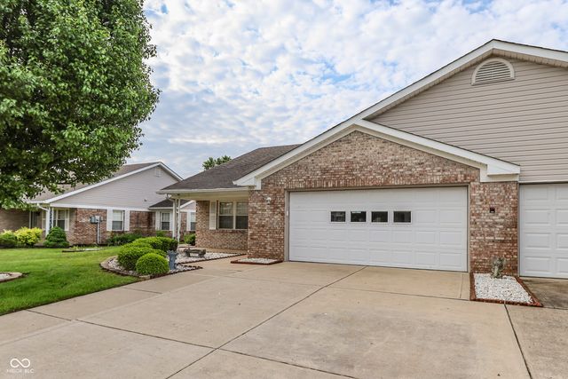 7915 Park Ward Place, Indianapolis, IN 46259