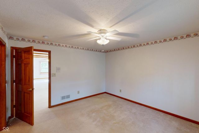 7915 Park Ward Place, Indianapolis, IN 46259