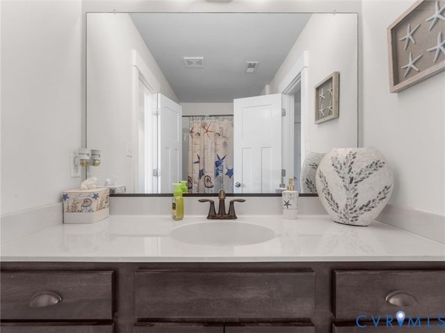 11907 Rolling Tide Ct, Chesterfield, VA 23836