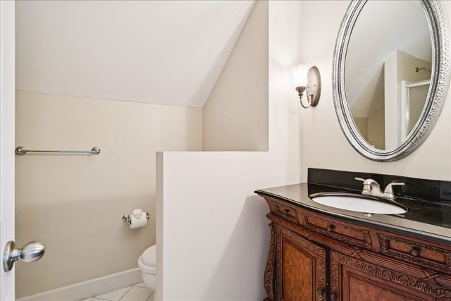 210 Montchanin Dr, Old Hickory, TN 37138