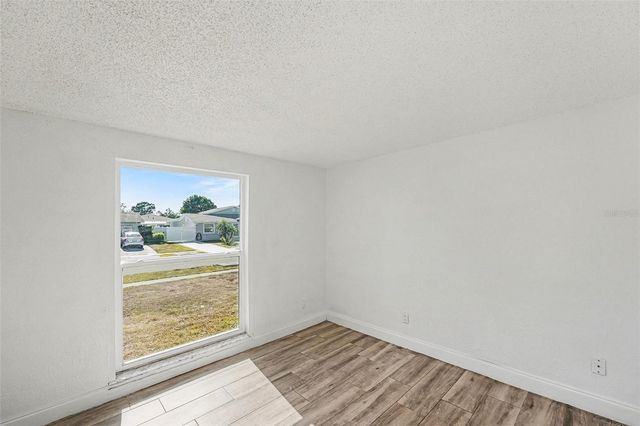 9031 TREE VALLEY CIRCLE, Tampa, FL 33615