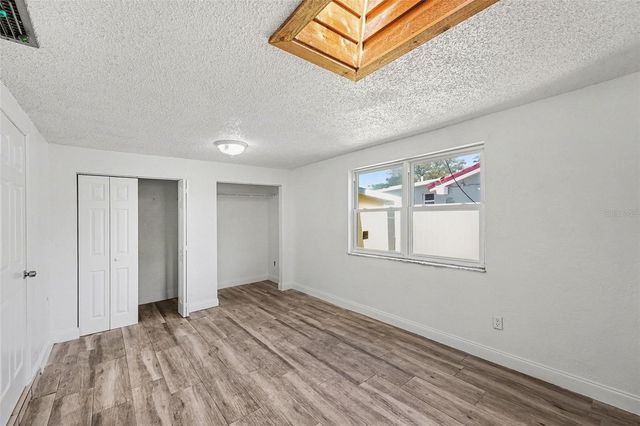 9031 TREE VALLEY CIRCLE, Tampa, FL 33615