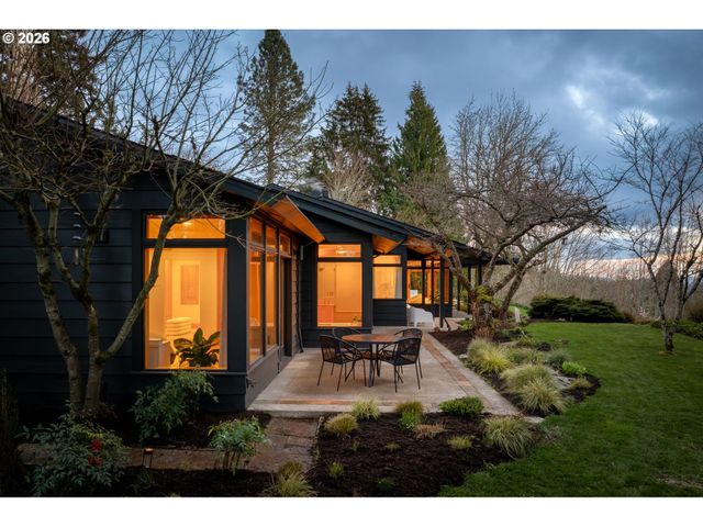 400 Nw MILLER Rd, Portland, OR 97229